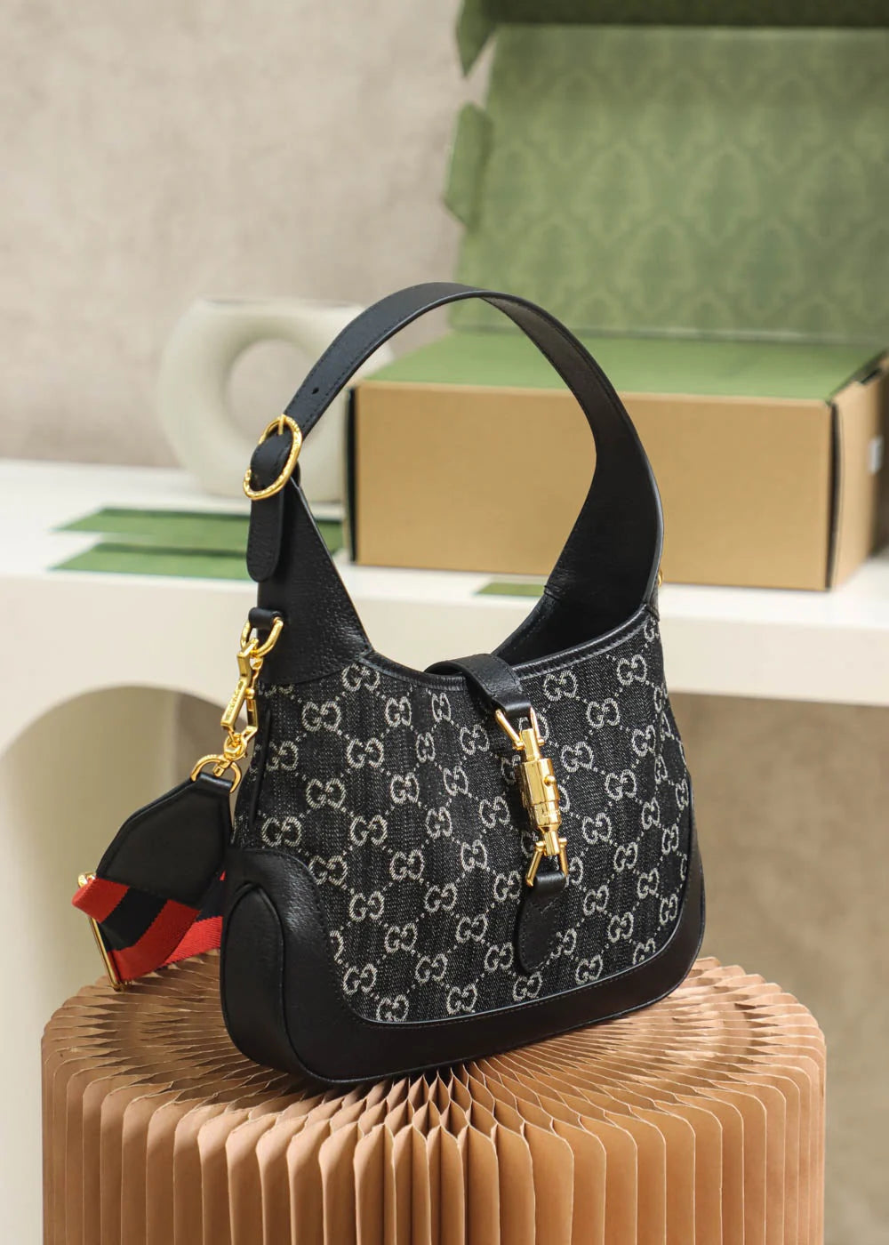 Gucci Jackie 1961