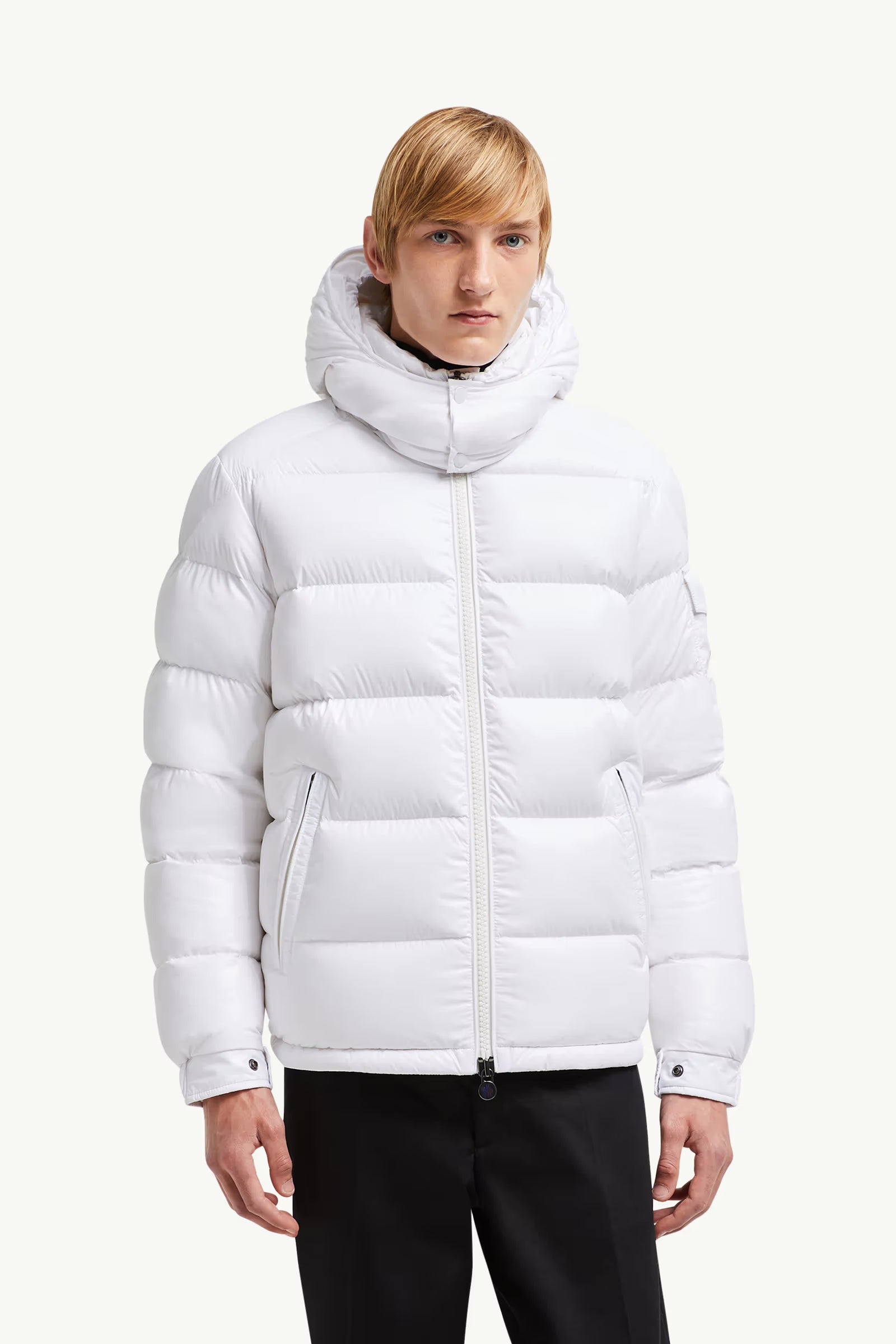 Moncler Maya con cappuccio